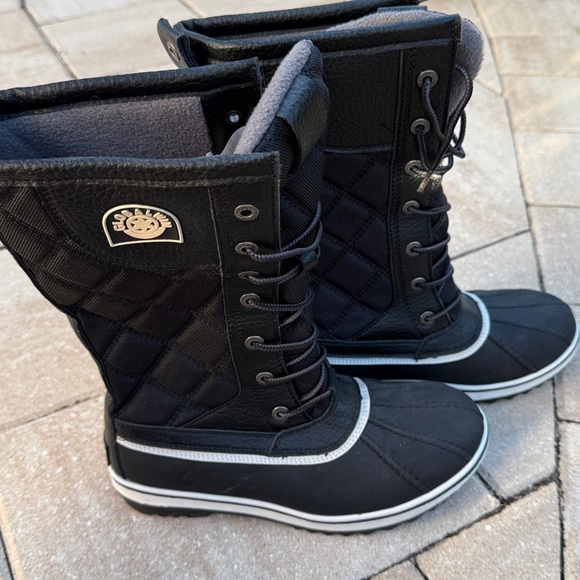 Global Win Black Winter & Rain Boots - Picture 3 of 4